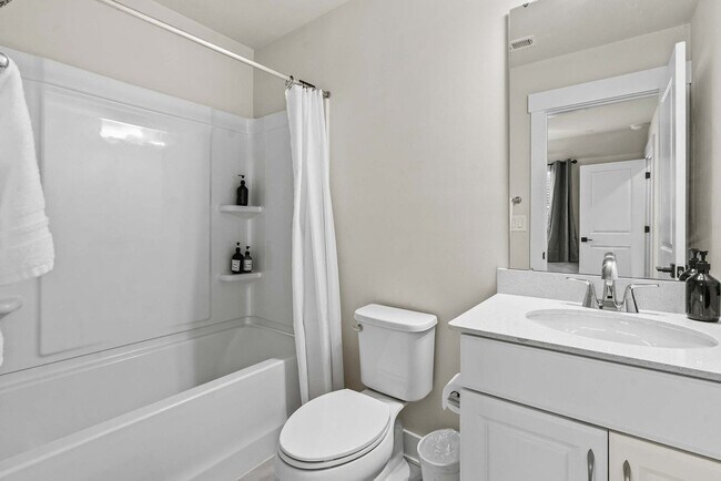 Building Photo - 3019 Jolene Ct