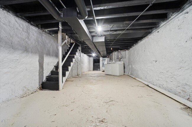 Building Photo - 45 N Felton St