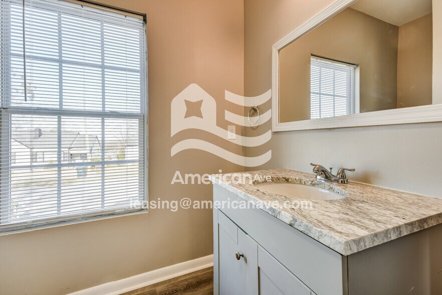 Building Photo - 1415 30th Street Ensley