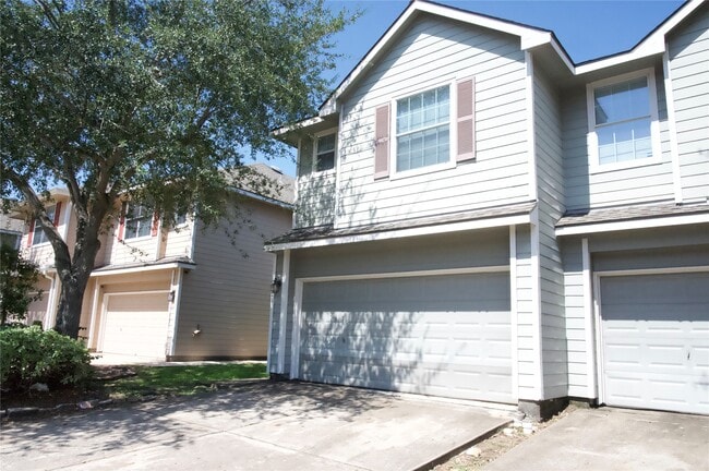 Primary Photo - 12427 Oriole Lake Way