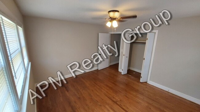 Building Photo - 1615 S Beltline Blvd