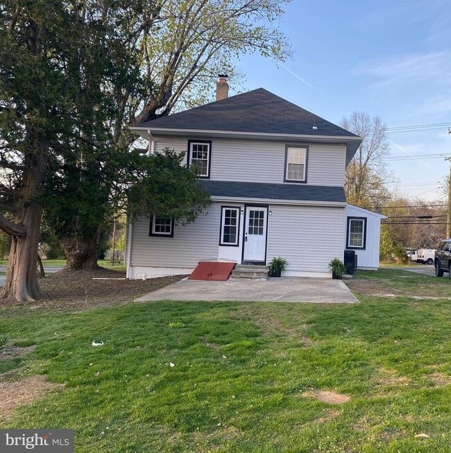 Building Photo - 10141 Liberty Rd