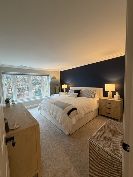 Building Photo - 7602 Lakeside Village Dr