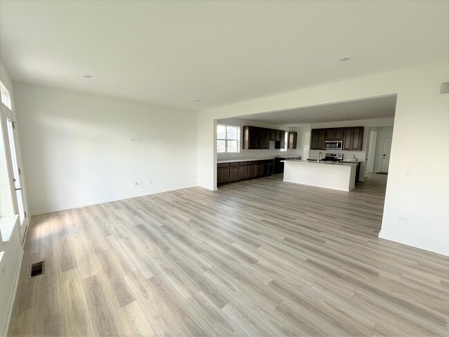 Building Photo - 218 Rhinebeck Wy