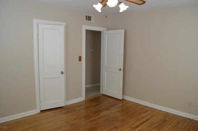 Building Photo - 2834 Downing St