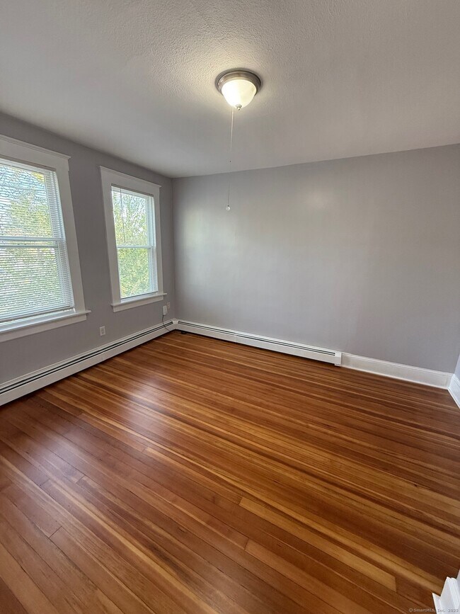 Building Photo - 23 Marmon St