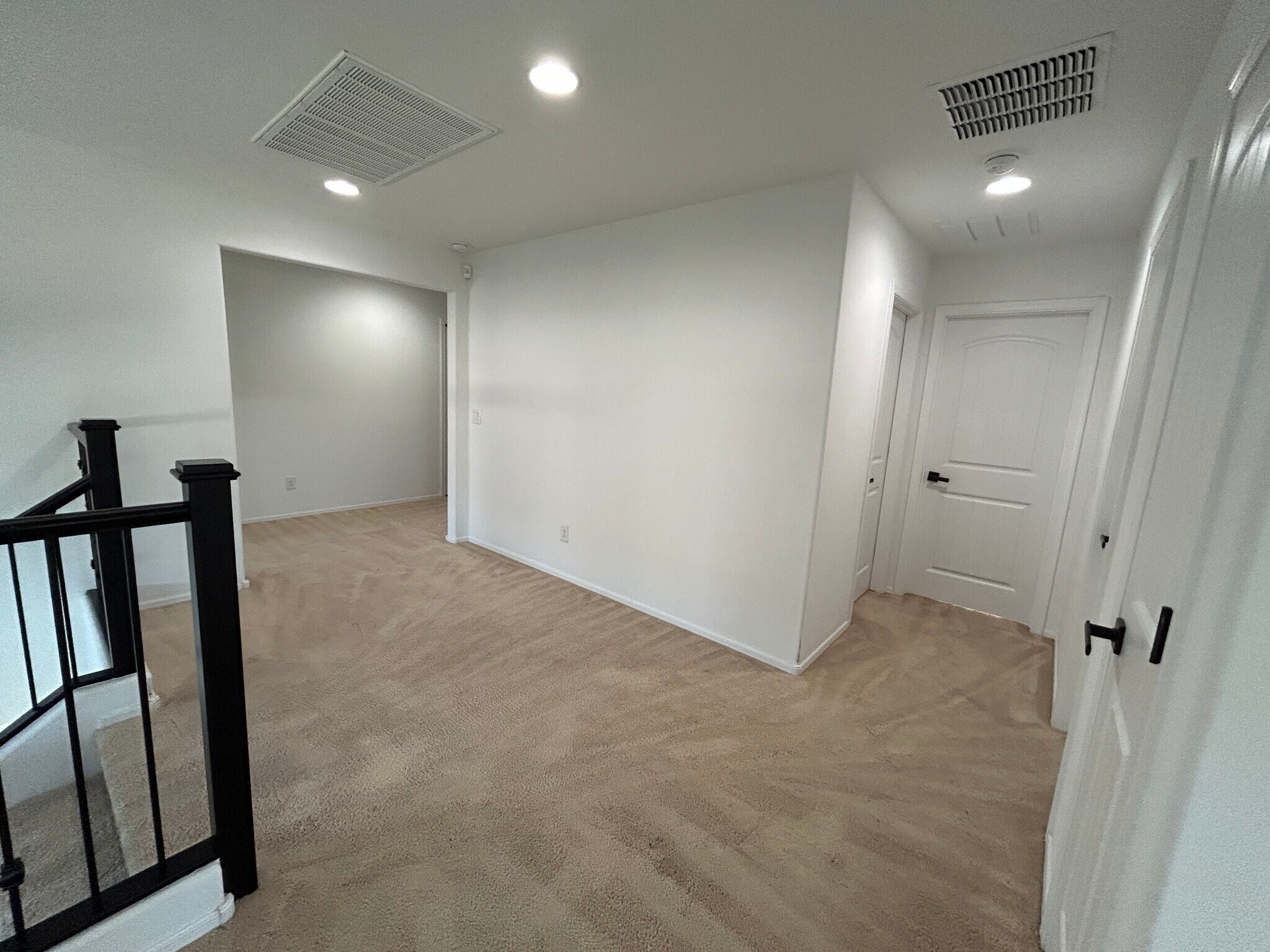 Building Photo - 2323 E Harwell Rd