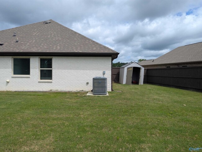 Building Photo - 124 Varina Dr