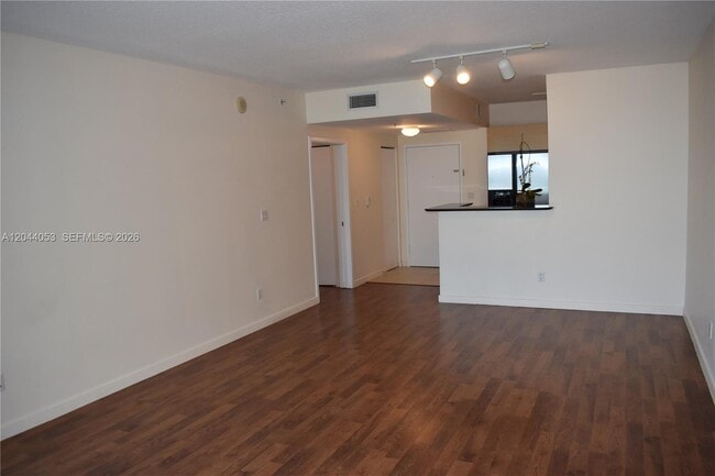 Building Photo - 325 S Biscayne Blvd
