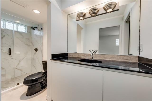 Building Photo - 3730 Holland Ave