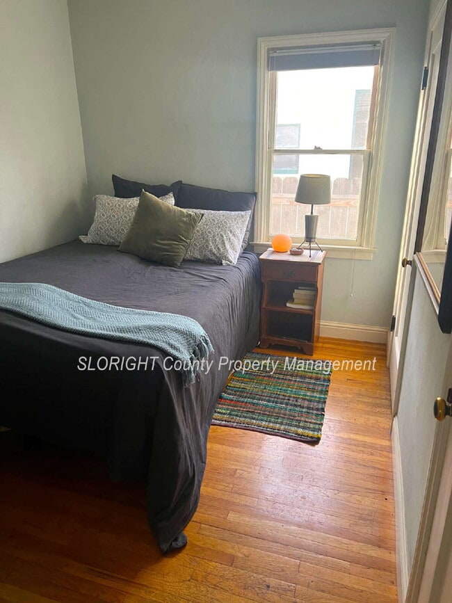 Building Photo - AVAILABLE JULY - 2 Bed/ 1 Bath shared home near Downtown SLO