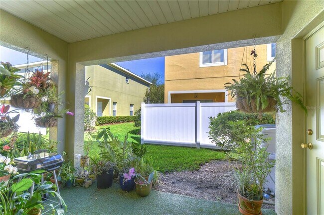 Building Photo - 8526 Brushleaf Way