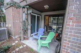 Building Photo - Large One Bedroom, One Bath Condo In Popular Evergreen Trace...Available August!