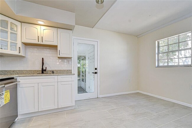 Building Photo - 4309 S Renellie Dr