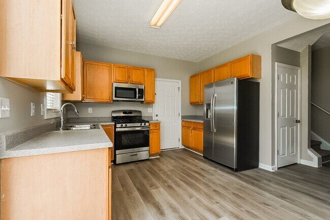 Building Photo - 107 Chamberlyn Ln