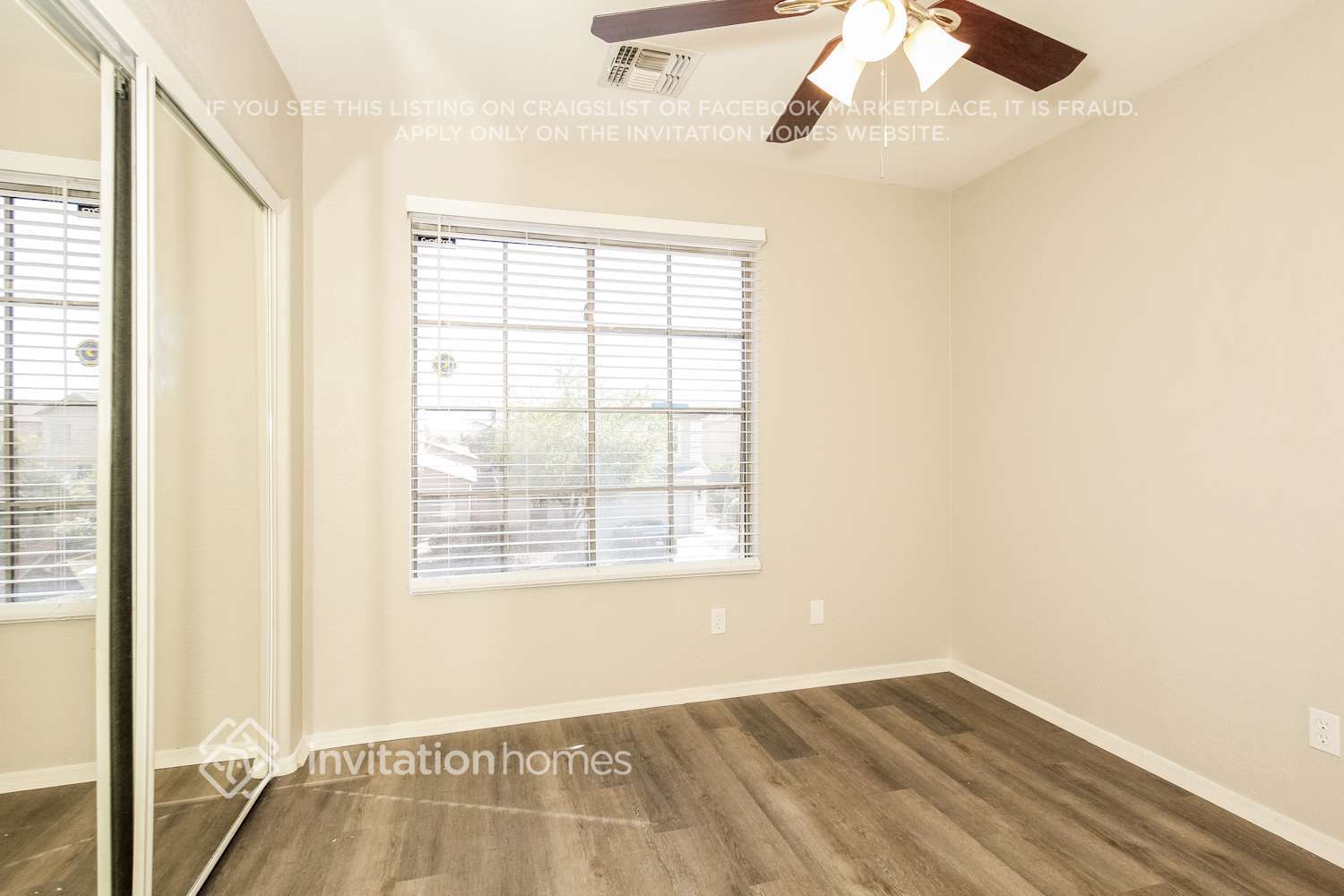 Building Photo - 810 E Nardini St