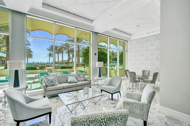 Building Photo - 2501 S Ocean Dr