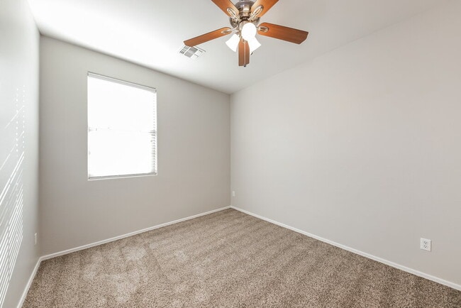 Building Photo - 26934 N 175th Ln