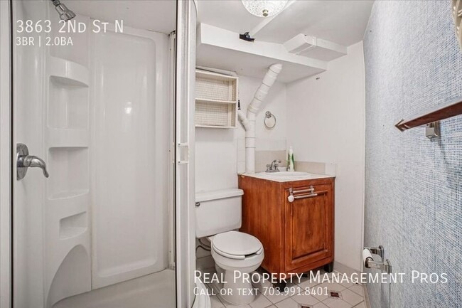 Building Photo - 3863 2nd St N