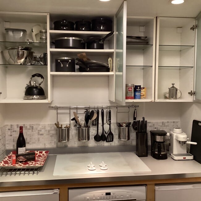 Building Photo - 21 Beacon St