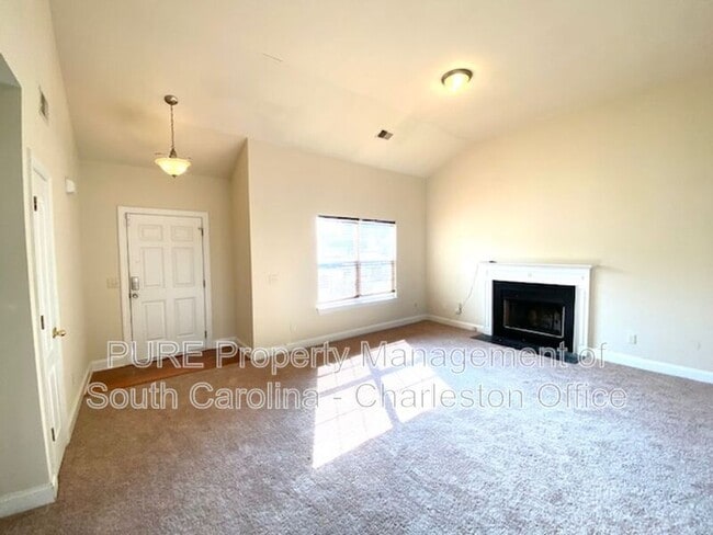 Building Photo - 229 Equinox Cir