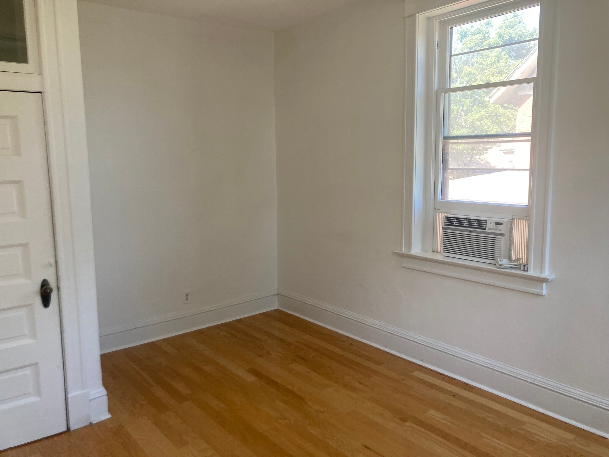 Building Photo - 3784 Washington St