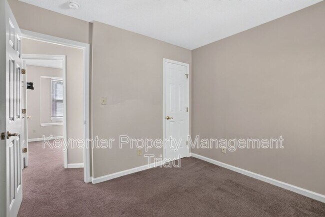 Building Photo - 3607 McCuiston Rd