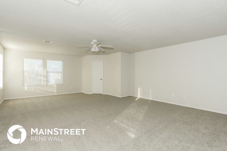 Building Photo - 5373 Royal Birkdale Dr