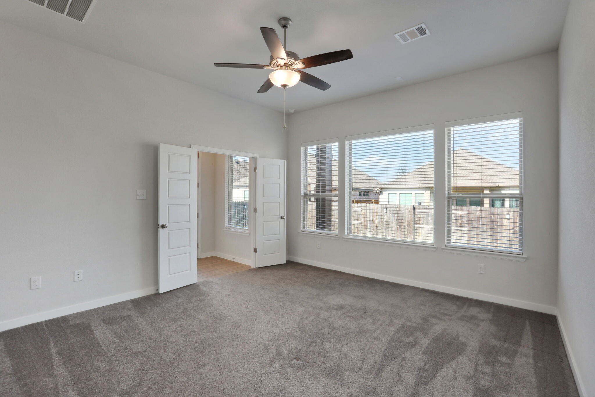 Building Photo - 4141 Presidio Ln