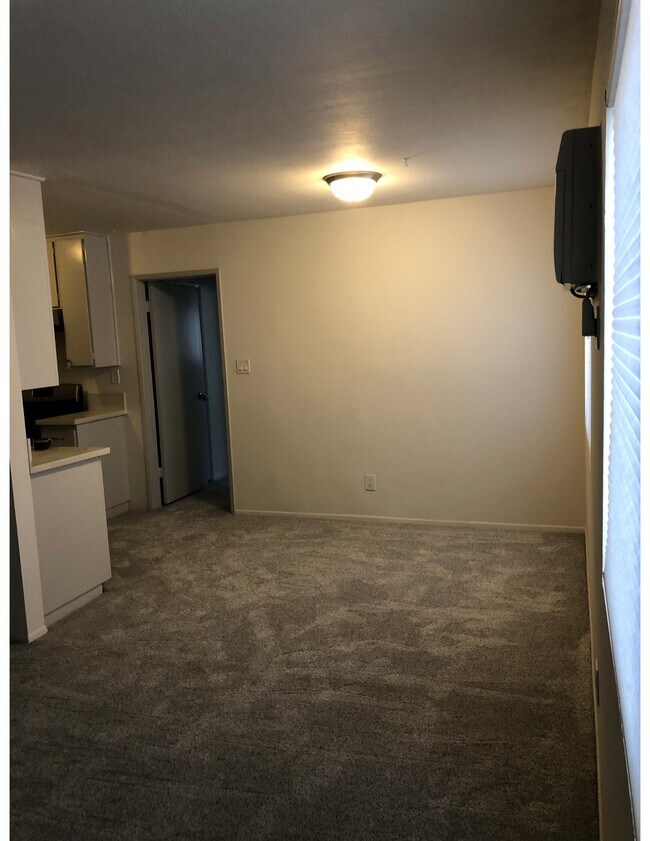 Dining Area - 12030 Rochester Ave