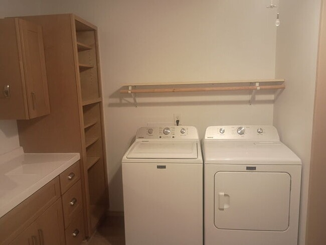 Building Photo - This one has it ALL! Rare with privacy and views! Large shed and truck/boat storage!