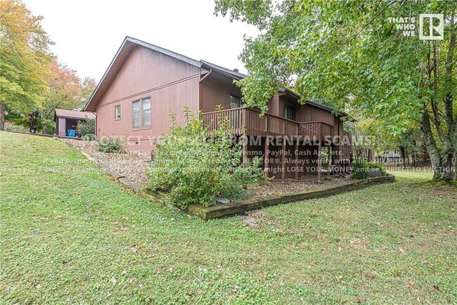 Building Photo - 41 Melinda Ln