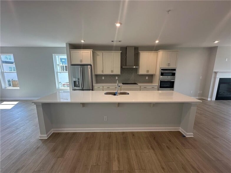 Building Photo - 352 Skylar Ct SE