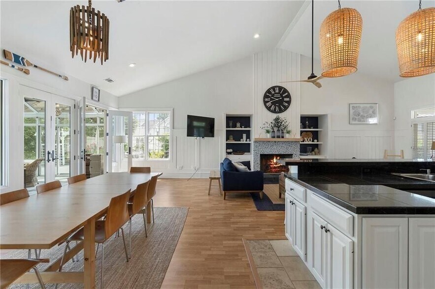 Building Photo - 61 View Point Dr