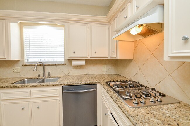 Building Photo - 2554 Hodges Bend Cir
