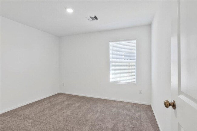Building Photo - 18236 Pontecorvo Ln