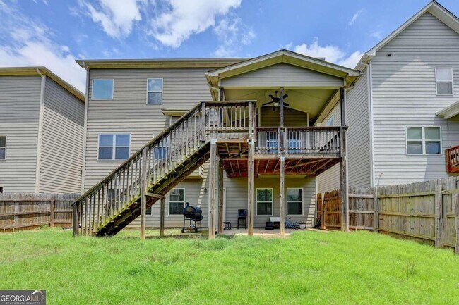 Building Photo - 648 Georgia Way