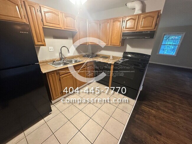 Building Photo - 3733 Millikin Ct