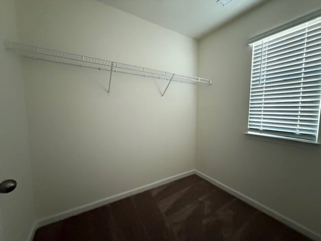 Building Photo - ?Brand New Townhome – Stylish, Modern & Cl...