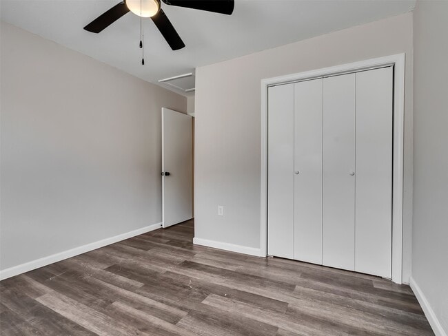 Building Photo - 5636 Birchmont Dr