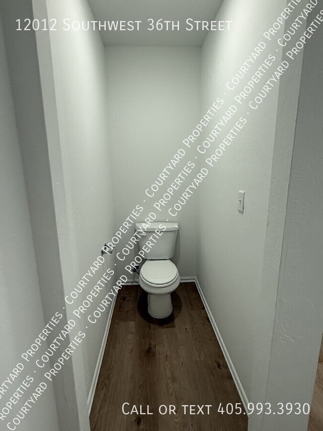 Building Photo - 12012 SW 36th St