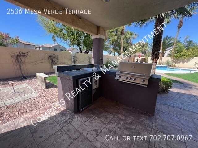 Building Photo - 2536 Mesa Verde Terrace