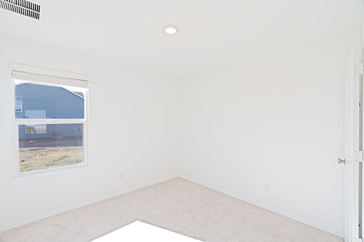 Building Photo - 241 Kings Row Ln