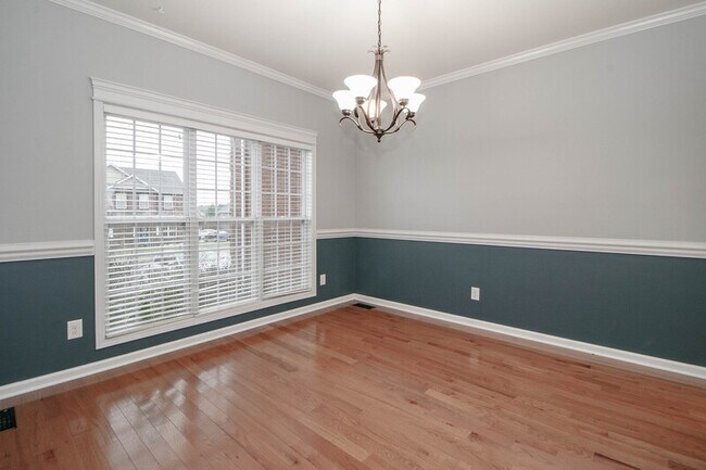 Building Photo - 1540 Edgewater Ln