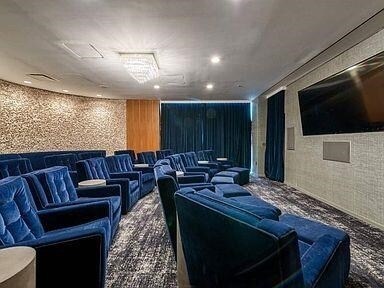 Building Photo - 77 Hudson St