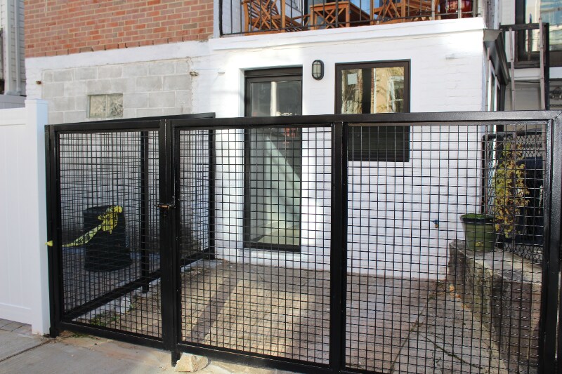 Building Photo - 1318 Corbin Pl NE