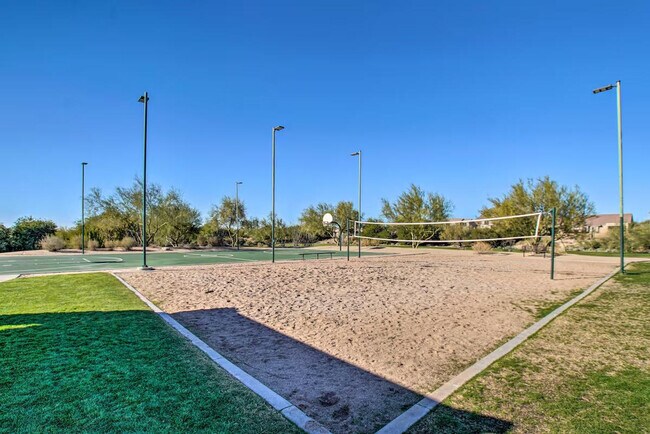 Building Photo - 3055 N Red Mountain