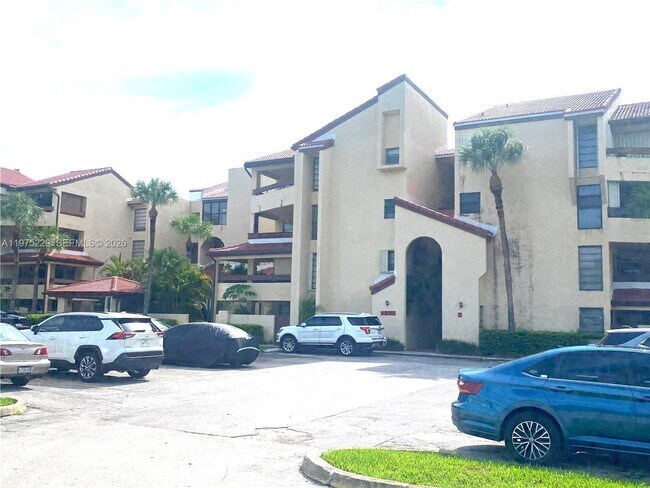 Building Photo - 8830 SW 123rd Ct