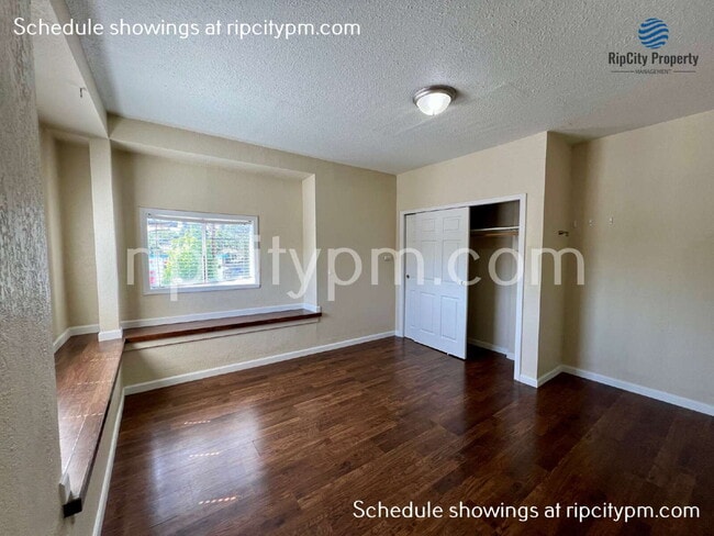 Building Photo - 821 N Lombard St