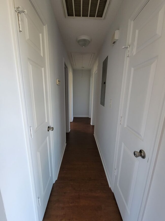 Building Photo - 6446 Swallowtail Dr